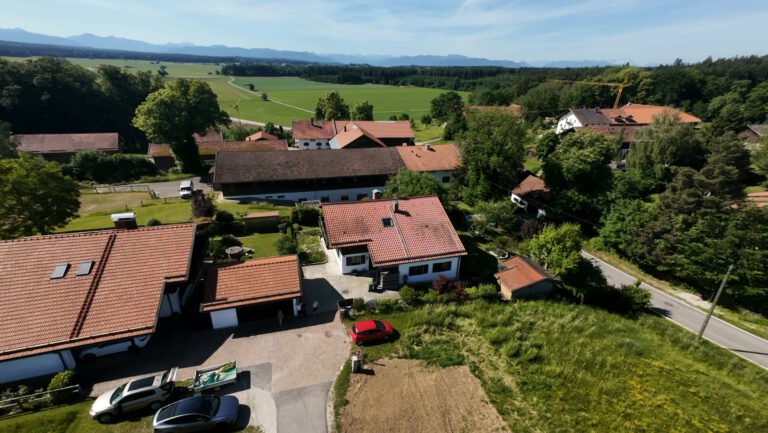 Hof bei Dietramszell aus der Luft
